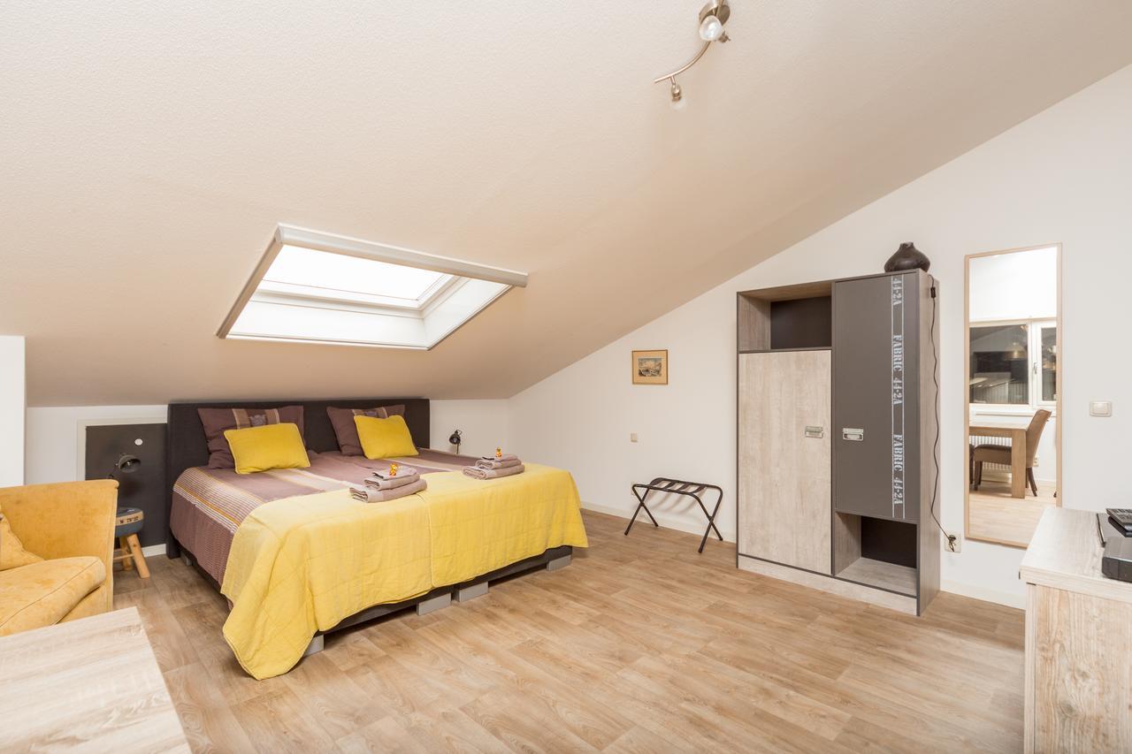 Lenthe Farm Lodge 달프센 외부 사진